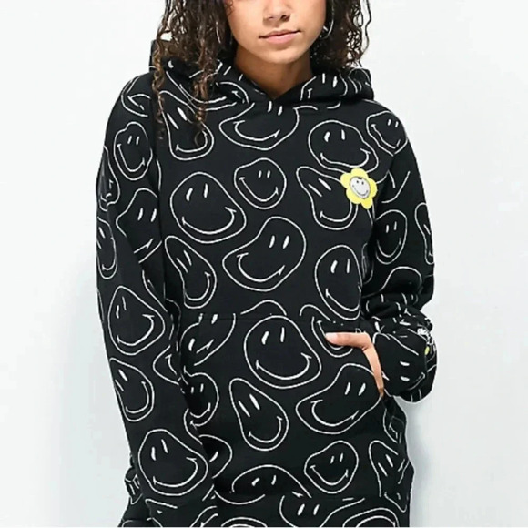 By Sami Ryan X Smiley Universe Black Hoodie - Picture 1 of 5